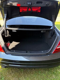 Mercedes Benz coupe AMG Styling / Manuál - 11