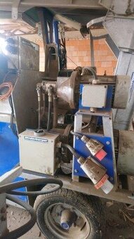 štípací automat SSP 450 E Binderberger - 11