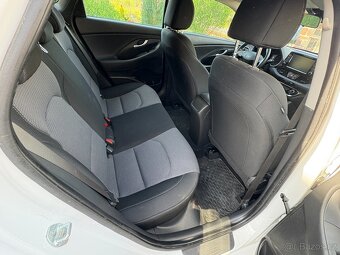 Hyundai i30 Fastback 1.0 T-GDI - 11