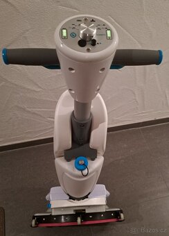 i Mop XL – Čisticí stroj s ovladatelností plochého mopu - 11