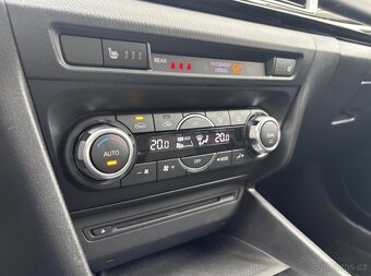 MAZDA 3 2.0 88 KW - JEN 52 000 KM - BENZÍN - 11