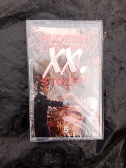 (1) MC kazety - 11
