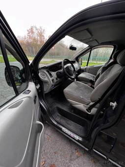 Opel Vivaro long 2005 obytná dodávka - 11