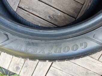 4x Pneu 215/50 R18 Goodyear UltraGrip Performance 3  (TOP) - 11