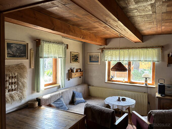 Zděná chata Stebno u Petrohradu, pozemek 835 m2, rybník - 11