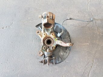 Pravá přední těhlice, velký typ Škoda Octavia II RS - 11