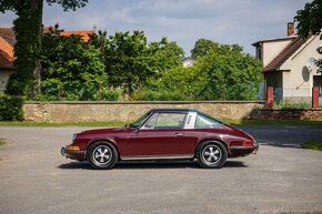 1969 Porsche 911E Targa - 11