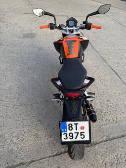 KTM 125 Duke, nová baterka, laděný výfuk - 11