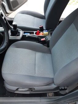 Ford Focus - 11