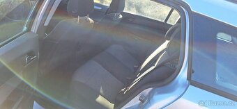 Opel Astra 1.6 Twinport - 11