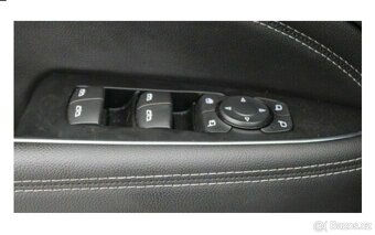 Insignia ST 1.6d 110PS Busins Exe 2PDC Kam Nav Tažn DPH 3/19 - 11