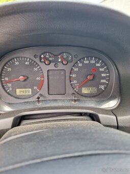 Prodám VW Golf 4 1.4 55kw - 11