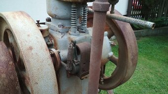 Stabilní motor Slavia 4HP - 11