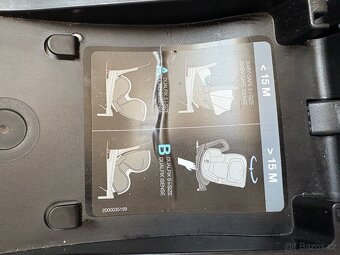 Autosedačka Britax Römer babysafe isense s otočnou základnou - 11