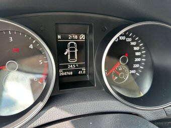 VOLKSWAGEN GOLF 1,6 TDI  77kW - 11