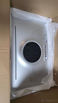 32"4K OLED Samsung Odyssey G8 - 11