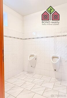 Víceúčelový areál, RD, kanceláře, bazén, vedlejší stavby, pa - 11