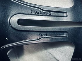 TOP zimní sada R20 Mercedes AMG GT 4door - 11