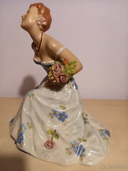 Soska royal dux dama s ruzami - 11