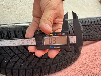 Zimní sada originál Audi A4 A5 S5 245/40 R18 - 11