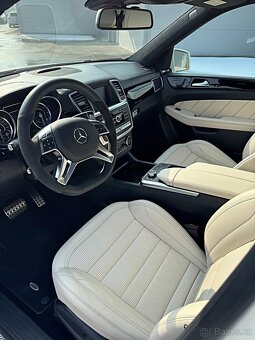 Mercedes ML 63 AMG - 11