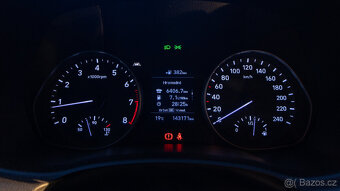Hyundai i30 Kombi 1.4 T-GDI (140 koní) - manual - 11