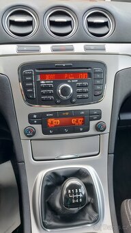 Ford S-MAX 2.0 TDCi - 11