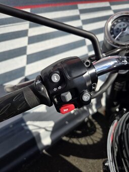 Triumph T120 2022 - 11