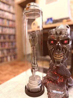 Terminator 2: Judgment Day - Endoskeleton Arm 1:2 Sideshow - 11