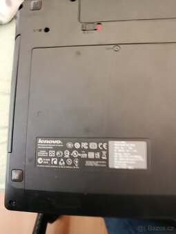 Dva starší notebooky Lenovo a Acer - 11