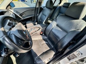 BMW e60 530i MANUÁL XENONY KůŽE PDC - 11