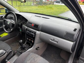 Škoda Octavia 1 1.6i 74kW, Tažné - 11