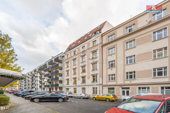 Prodej bytu 1+kk v Praze, ul. Pod Kavalírkou - 11