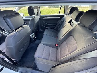 Volkswagen Passat 2.0 TDI - 11