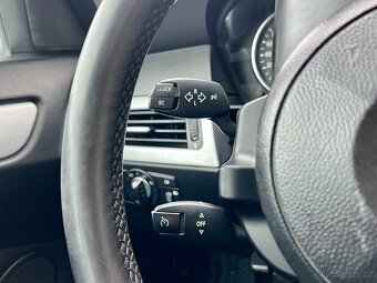 BMW Řada 520D / VÝHŘEV / TEMPOMAT / 2010 - 11