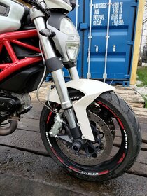 Ducati Monster 696 35Kw - 11