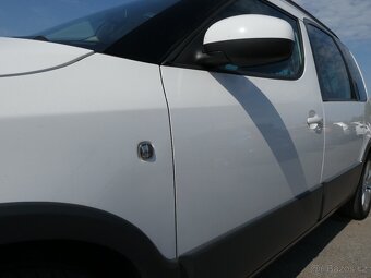 Škoda Roomster 1.2 TSi 63kW SCOUT, serviska - 11