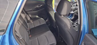Hyundai i30 Combi 1.0 T-GDI, r.v. 2017 - 11