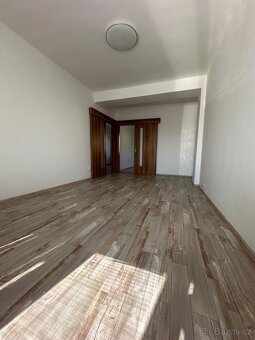 Pronájem bytu 3+1 65m² - 11