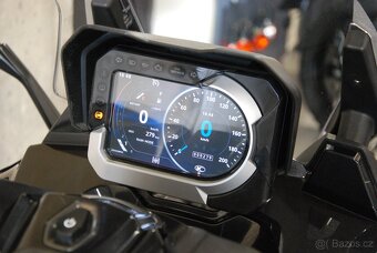 Kymco CV3 550i ABS - stroj od nás,1.maj,280 km,ŘP skup.B,DPH - 11