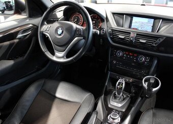 BMW X1 xDrive20d X Line nafta automat - 11