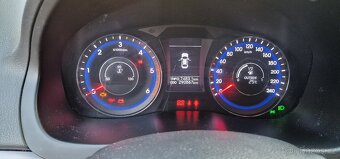 Hyundai i40 1.7 CRDi 100 kW, r.v. 2013, ČR, pravidelný servi - 11