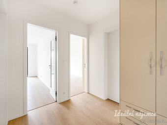 Pronájem bytu 2+kk, K Učilišti, Štěrboholy, 24500 Kč/měs, 60 - 11