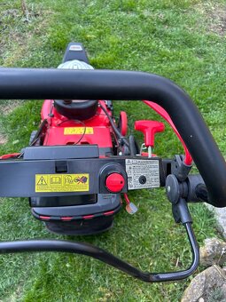 Motorová sekačka s elektrickým startérem - 11