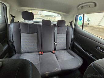 Nissan Leaf 2018 na náhradní díly / bílá barva - 11