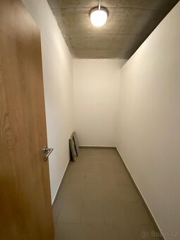 Pronájem bytu Brno-Kníničky 1+kk - 11