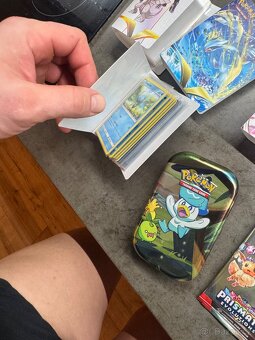 Pokémon alba a karty - 11