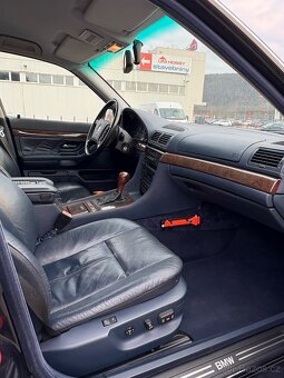 BMW e38 730i - 11