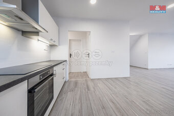 Prodej bytu 4+kk, 93 m², Sedlčany, ul. Nademlýnská - 11