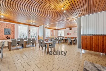 Prodej restaurace, 300 m2 - Moravská Nová Ves, ev.č. 00024 - 11